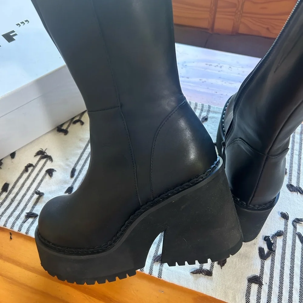 UNIF PARKER PLATFORM BOOT